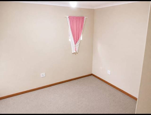 2 BEDROOM TOWNHOUSE FOR SALE IN ELDORAIGNE